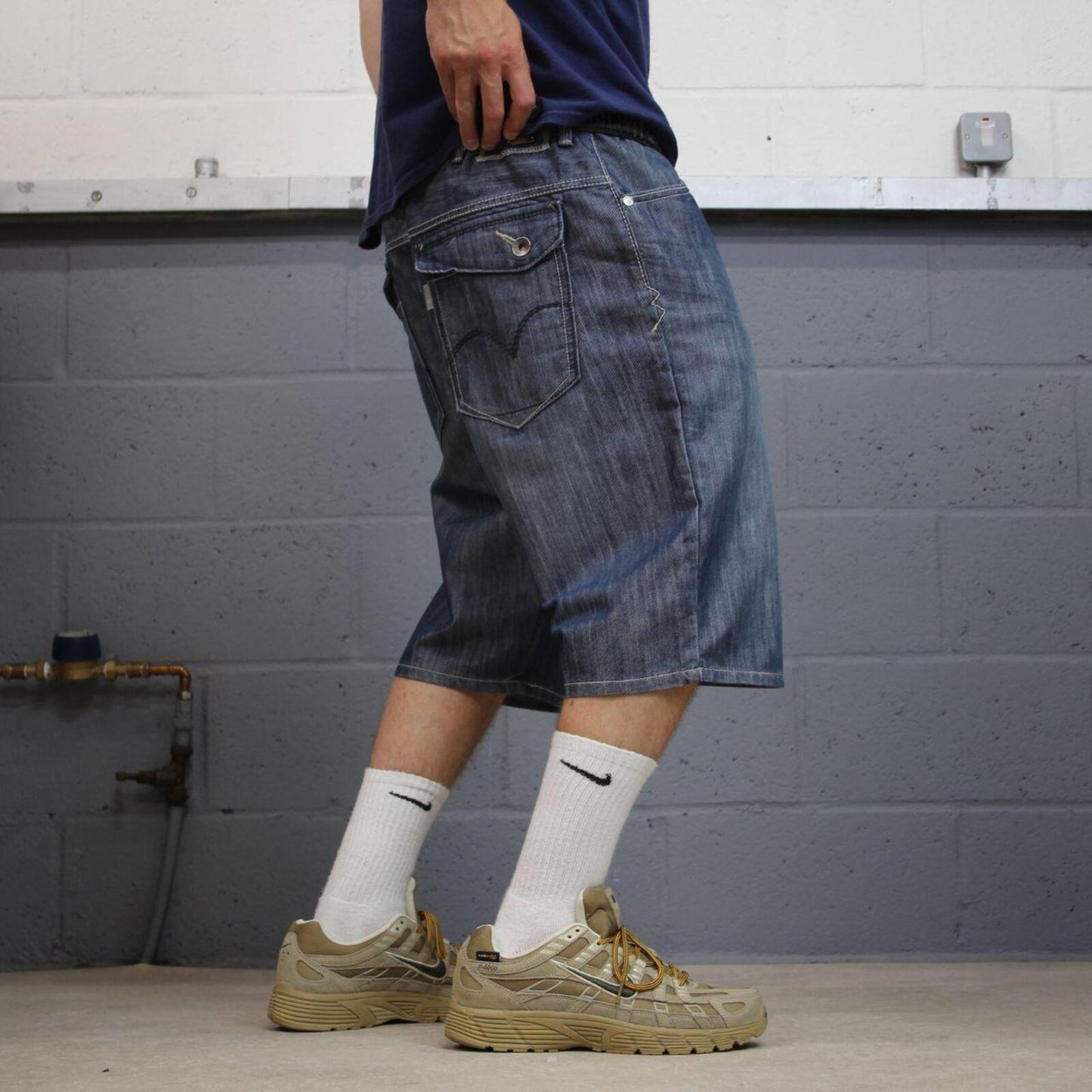 Levi’s Silvertab denim shorts blue loose denim jorts skate style summer