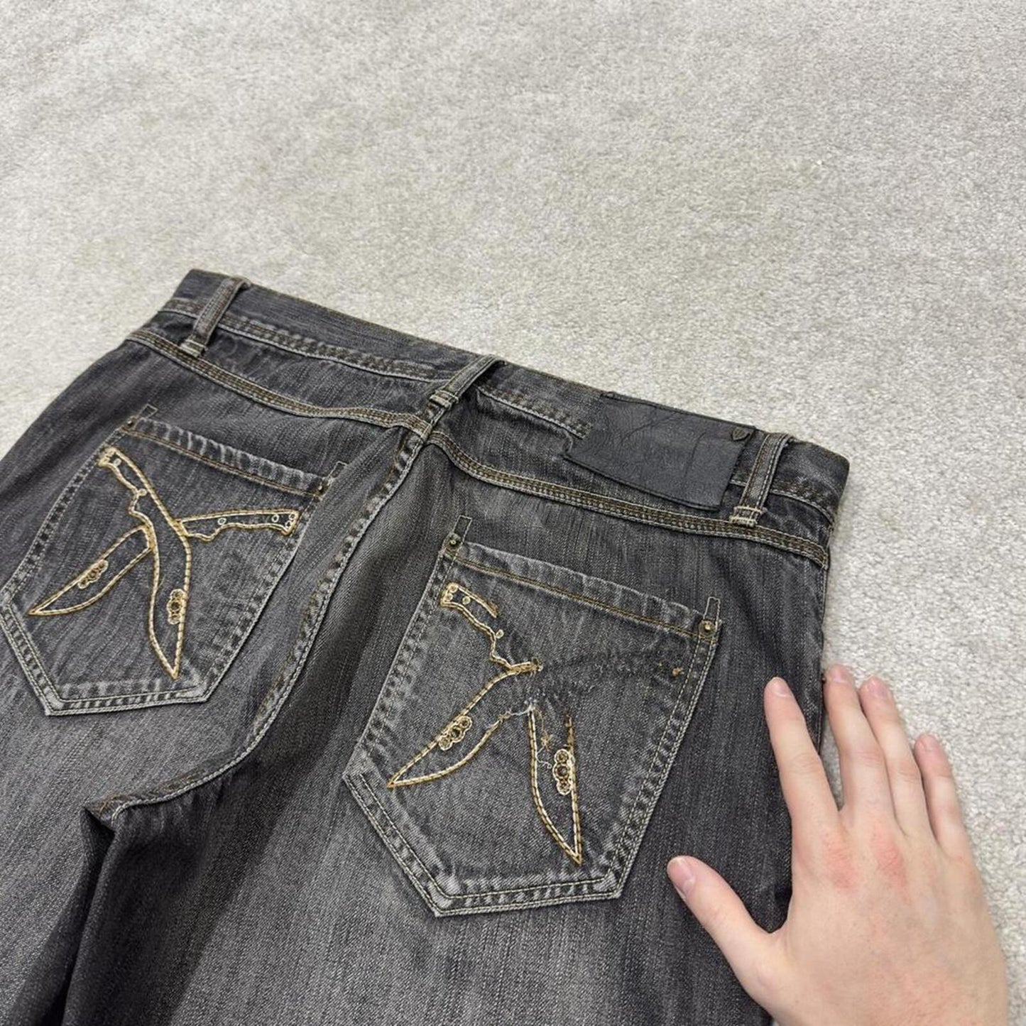Baggy long denim shorts y2k black Artful Dodger skater style brand surf jorts