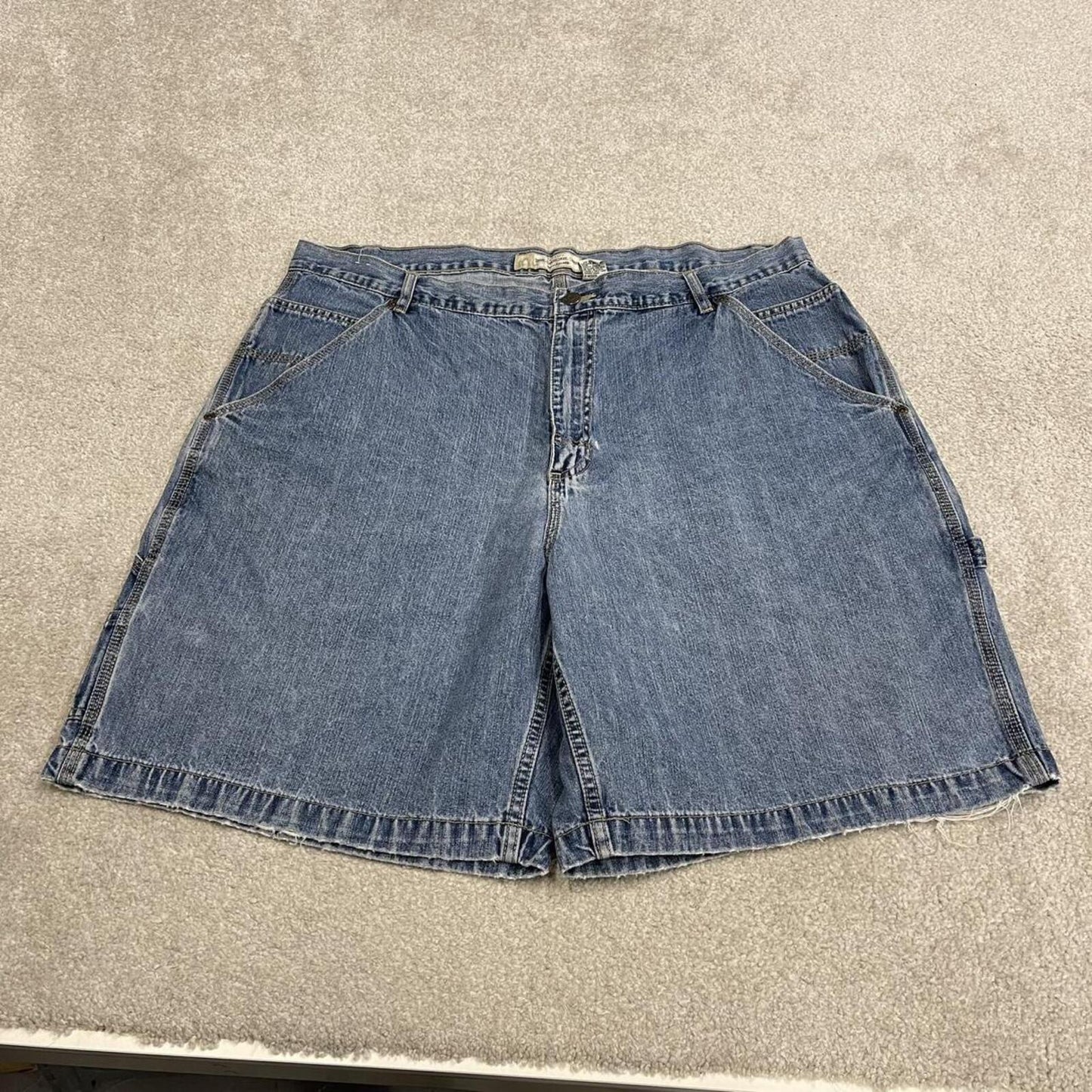 Baggy denim shorts carpenter blue Cherokee skater style summer festival cargo jorts