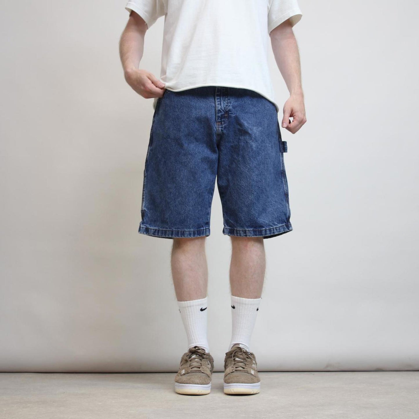 Mens baggy Wrangler carpenter jorts W34
