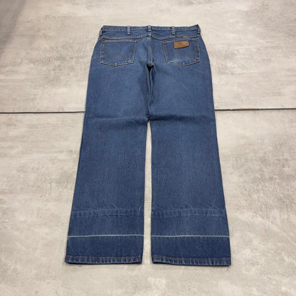 Vintage blue Wrangler jeans W34L30