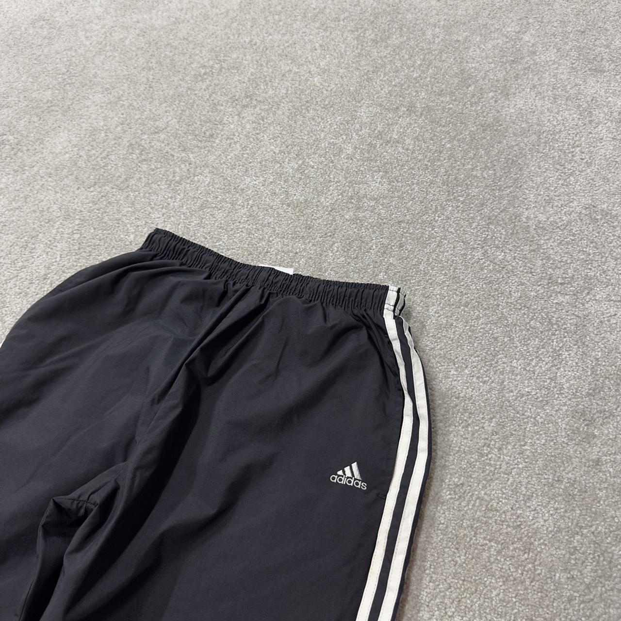 Y2K Adidas tracksuit bottoms loose leg black M Loose lined side stripe embroidered logo track pants