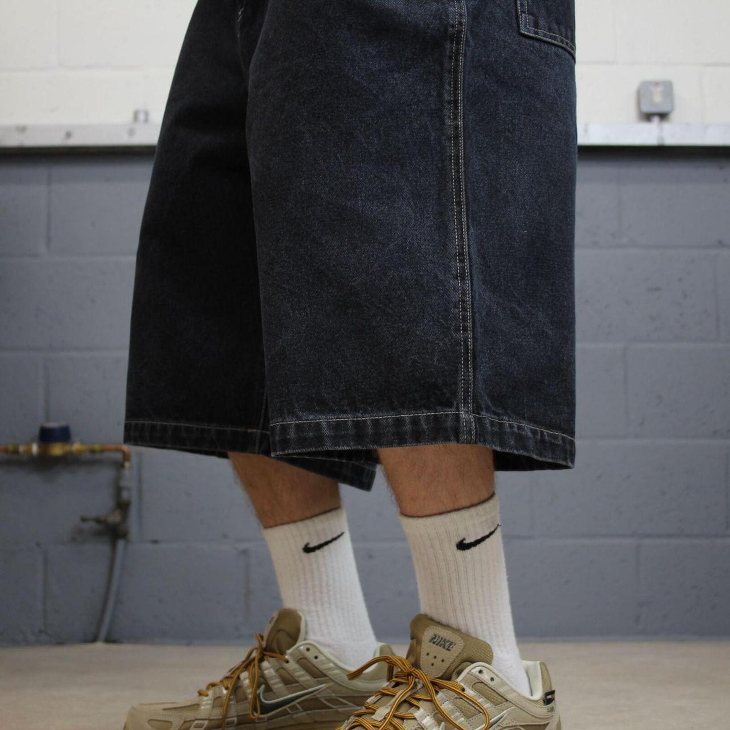 Y2k extra baggy black denim shorts Anchor Blue baggy fit surf style jorts