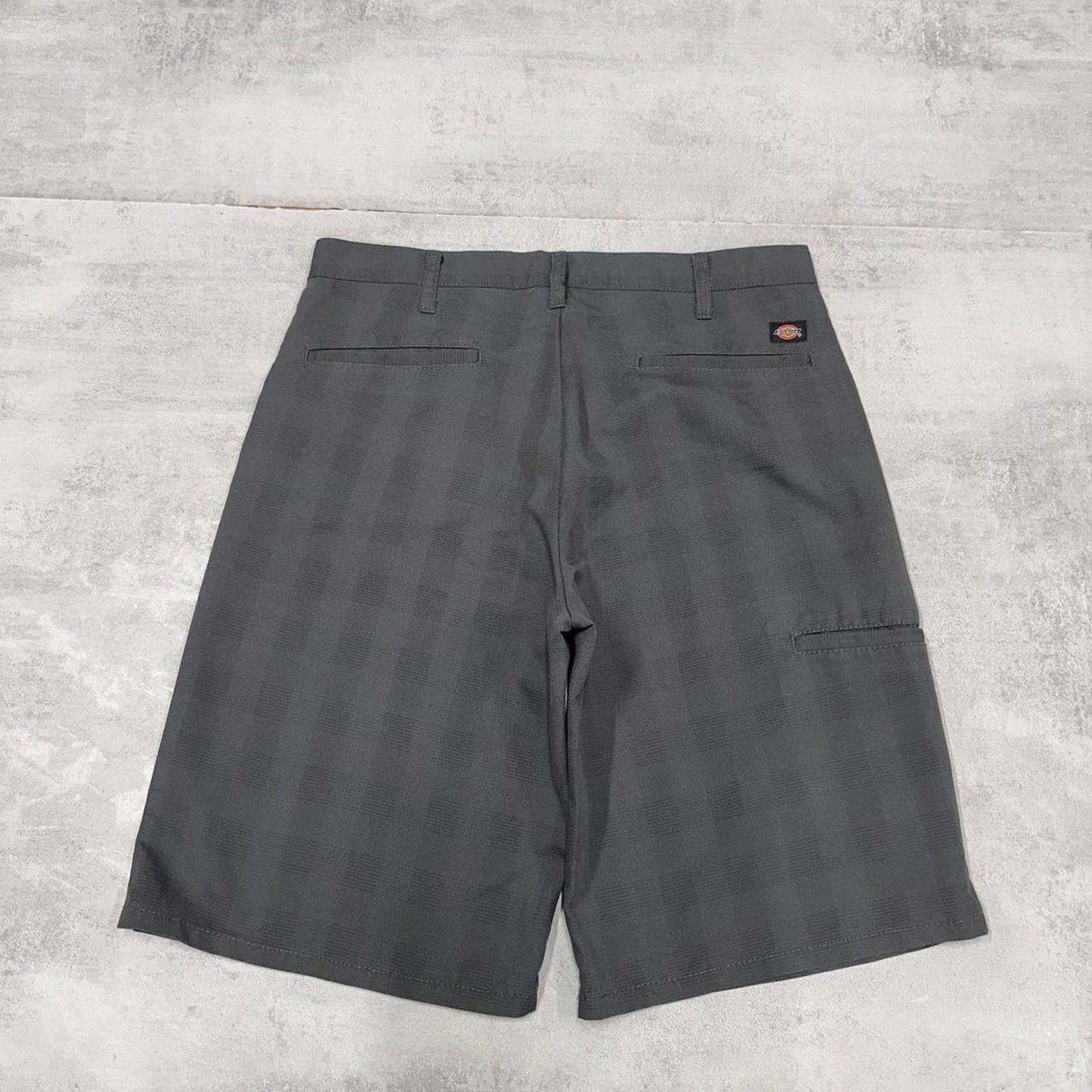 Checkered Dickies carpenter shorts W32