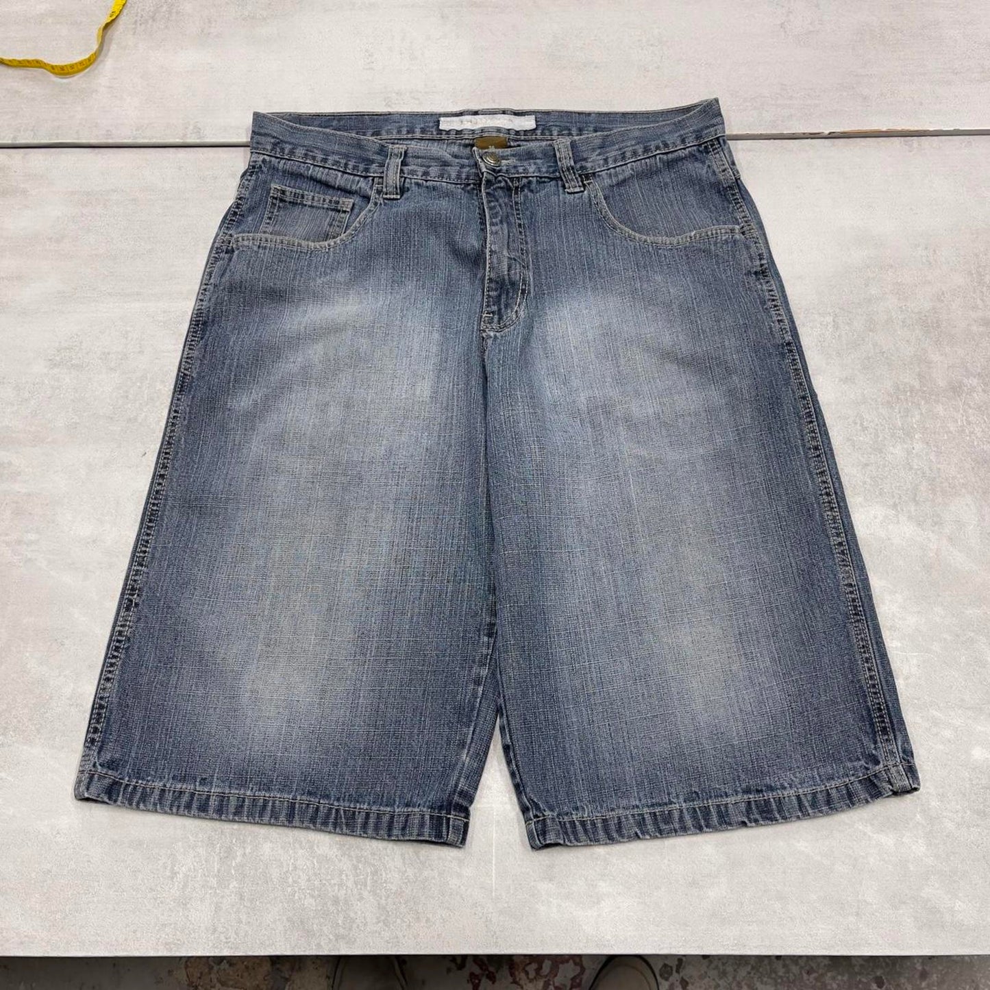 Baggy Dodeca skate jorts W36 wide leg denim 90s style skater shorts