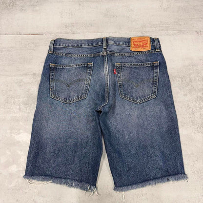 Mens Levi’s denim shorts W34