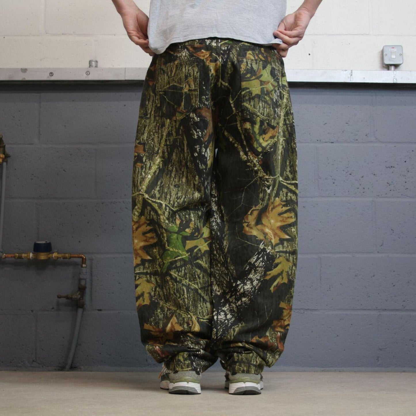 Mossy Oak camo jeans loose green Denim Break Up tree camouflage hunting pants