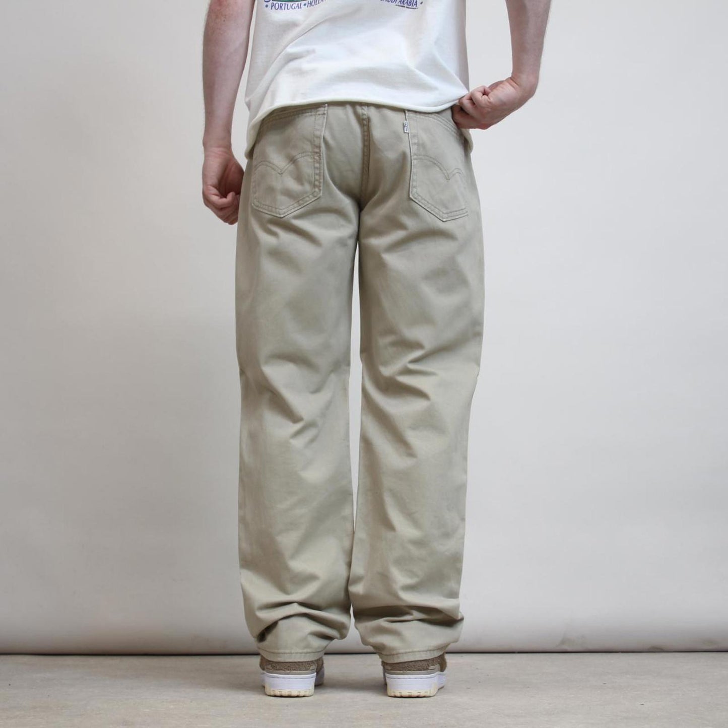 Beige Levis jeans W34 L32 beige 514 pants white tab logo