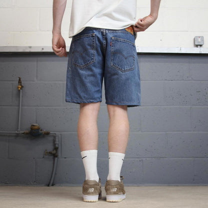 Mens Levi’s 505 jorts W36