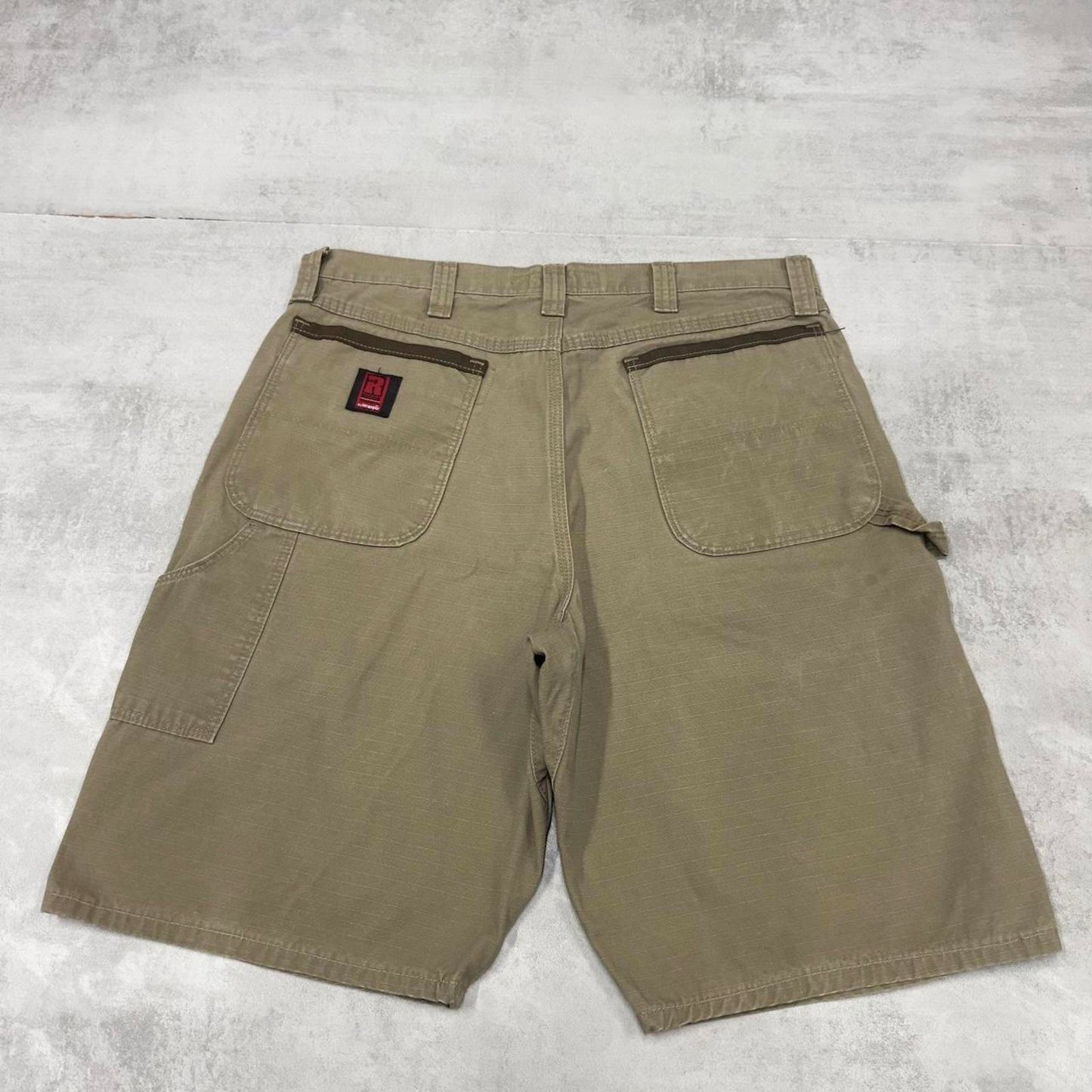 Khaki Wrangler carpenter Jorts W36