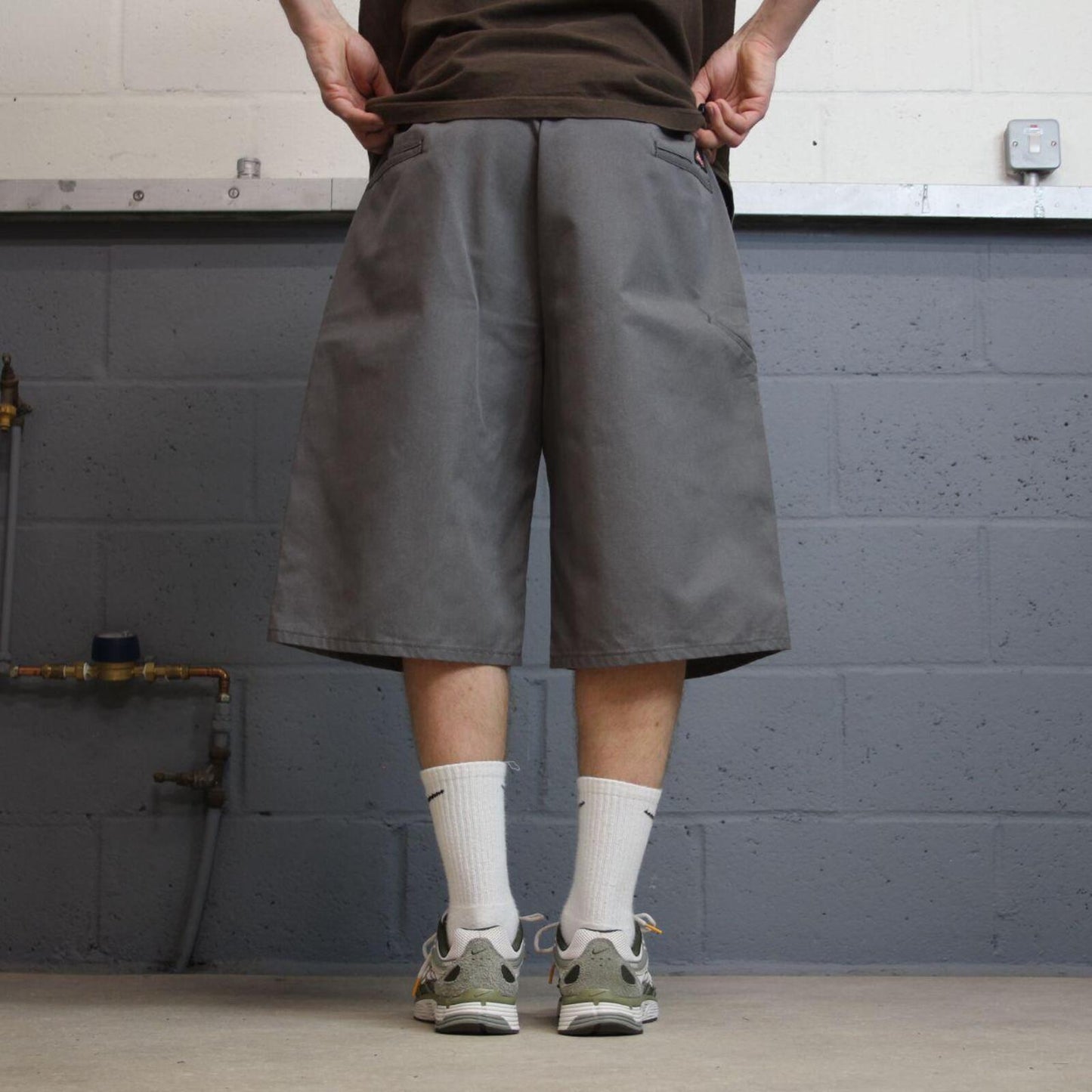 Dickies extra baggy shorts carpenter grey Twill chino skater style shorts wide long leg