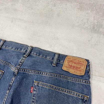 Mens Levis 550 jeans W38 L32 Loose relaxed fit denim skate trousers