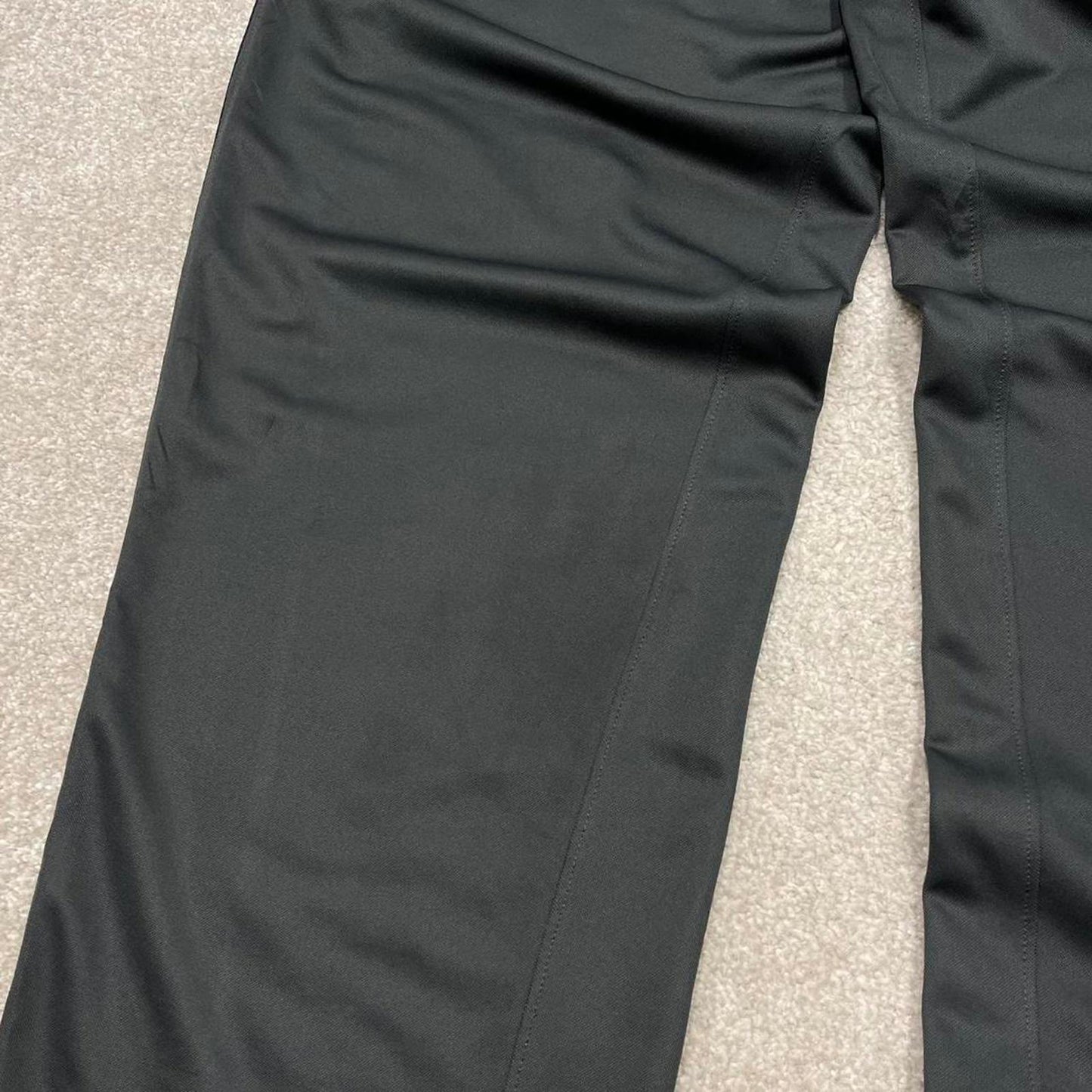 Grey baggy Nike trackies L loose y2k style joggers embroidered Swoosh logo track pants side stripes