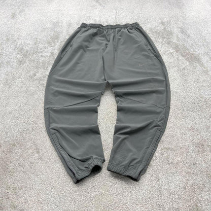 00s y2k Nike tracksuit bottoms Dri-Fit grey Medium sportswear track pants gym wear