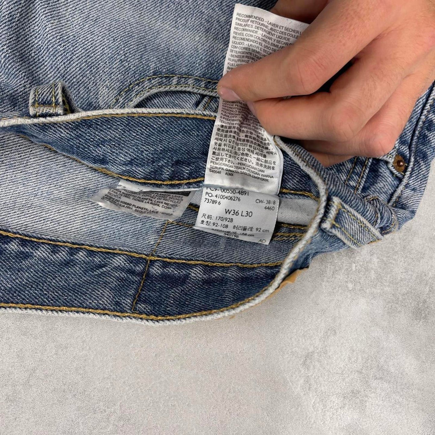 Baggy Levis 550 jeans W36 L30 blue loose 90s relaxed style skater jeans red tab logo
