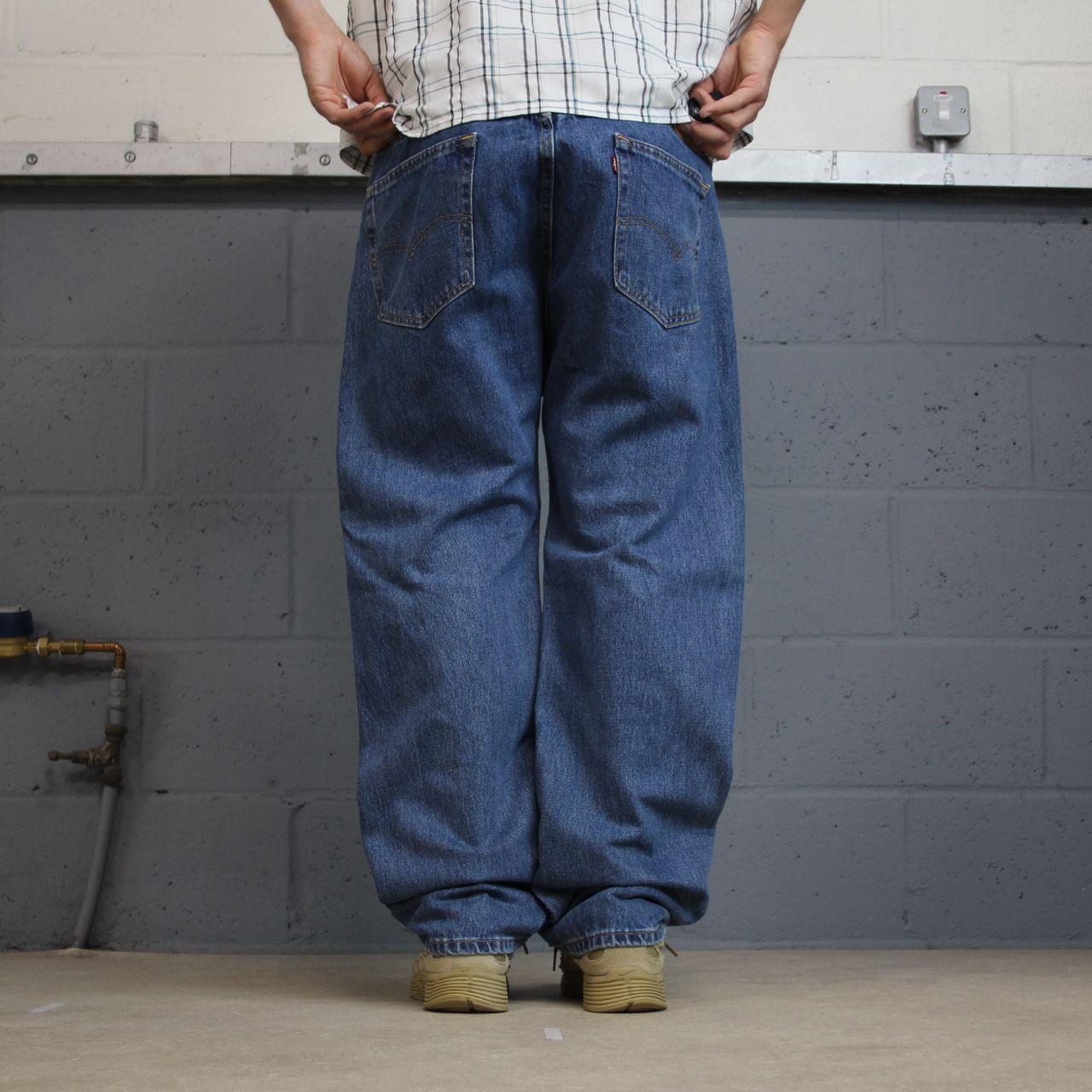 Levi’s 505 jeans y2k W40L30 blue straight leg denim pants red tab logo