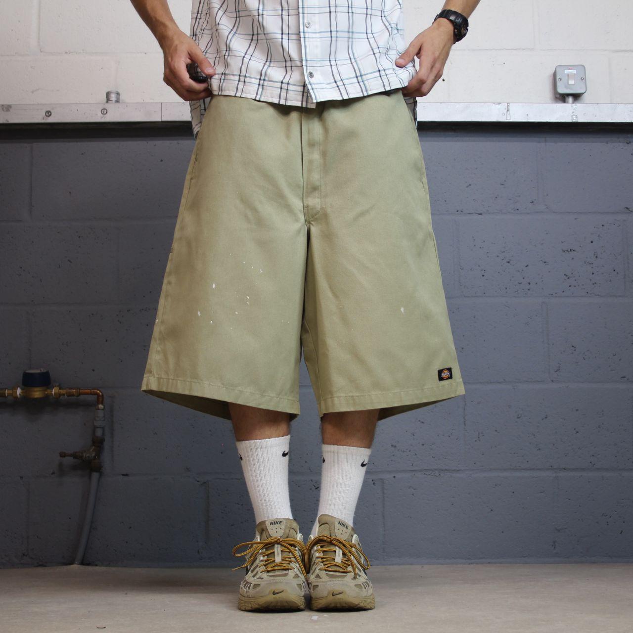 Dickies extra baggy carpenter shorts khaki Chino skater shorts long wide leg surf style