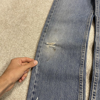Y2K Levi’s 505 jeans straight leg washed blue Straight fit 5 pocket pants belt loops red tab logo