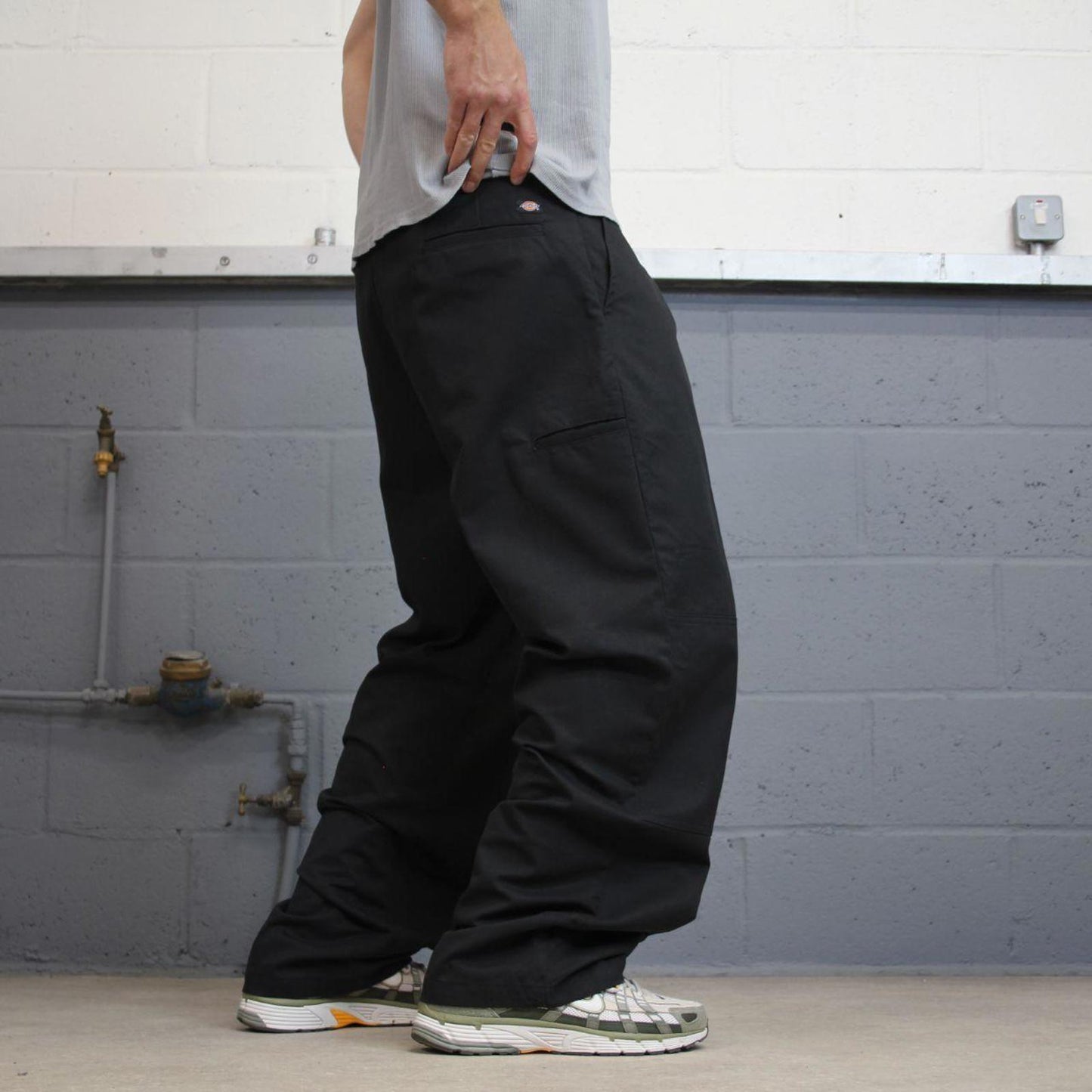 Baggy Dickies double knee pants W40 L32 black loose twill chino style skater pants