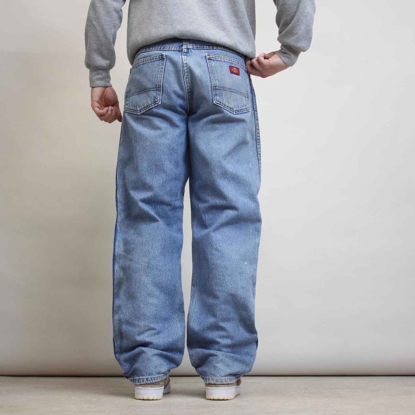 Blue Dickies jeans W36L32 distressed American workwear denim