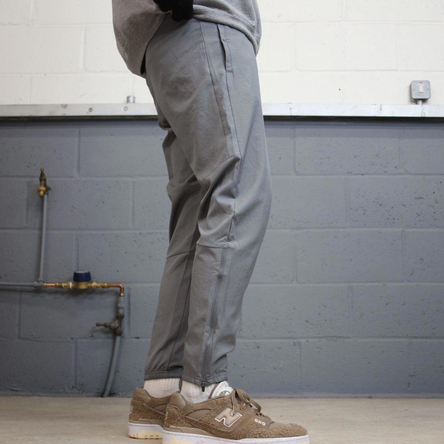 00s Nike tracksuit bottoms grey small y2k style sportswear track pants gym wear