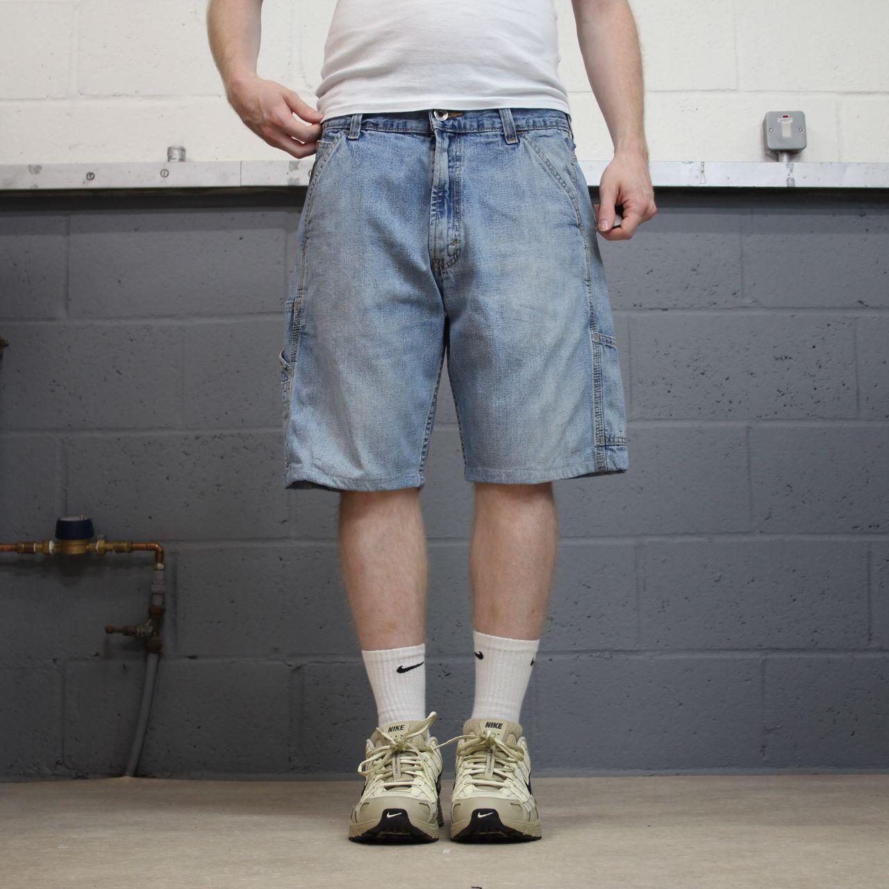 Levi’s denim carpenter shorts blue loose leg cargo jorts skate style summer