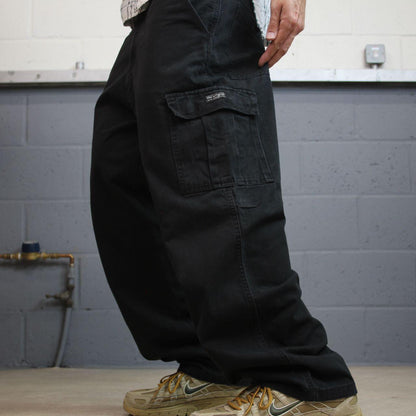 Wrangler cargo pants y2k black W36L30 Loose straight leg skater work pants