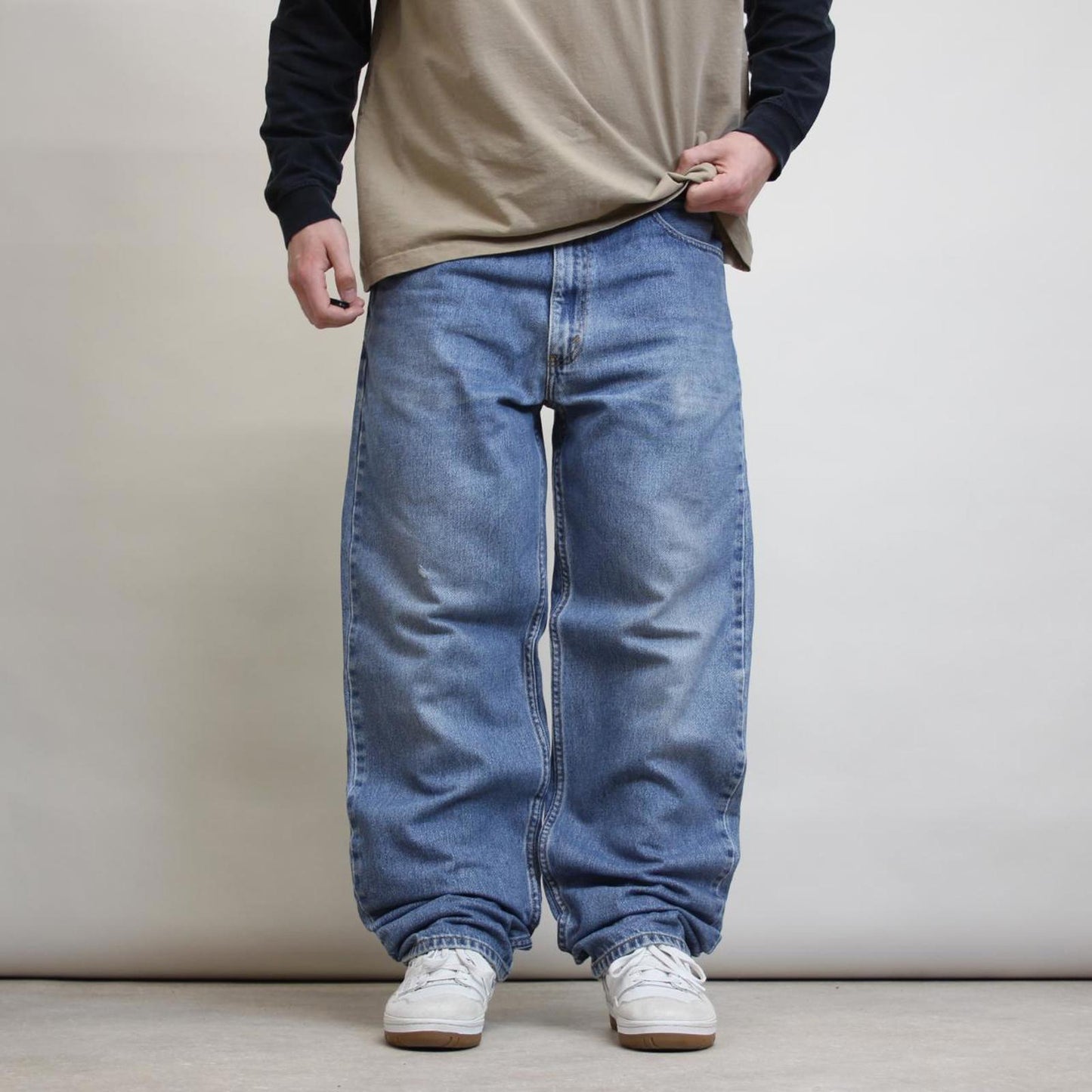 Mens Levis jeans W38 L34