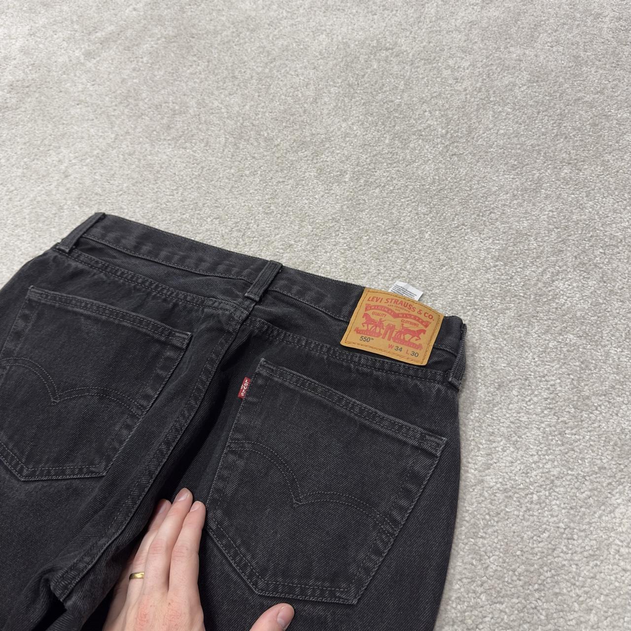 Black Levi’s 550 jeans Y2K W32L28 Levi’s 550 straight leg surf style pants red tab logo