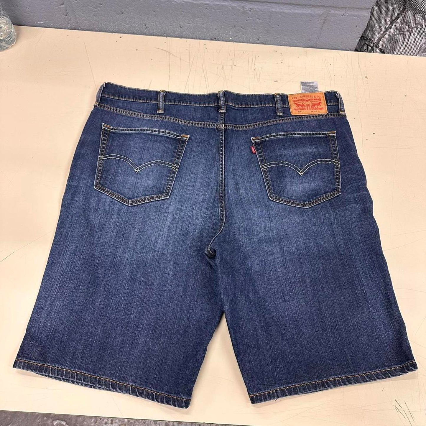 Levi's denim shorts W42