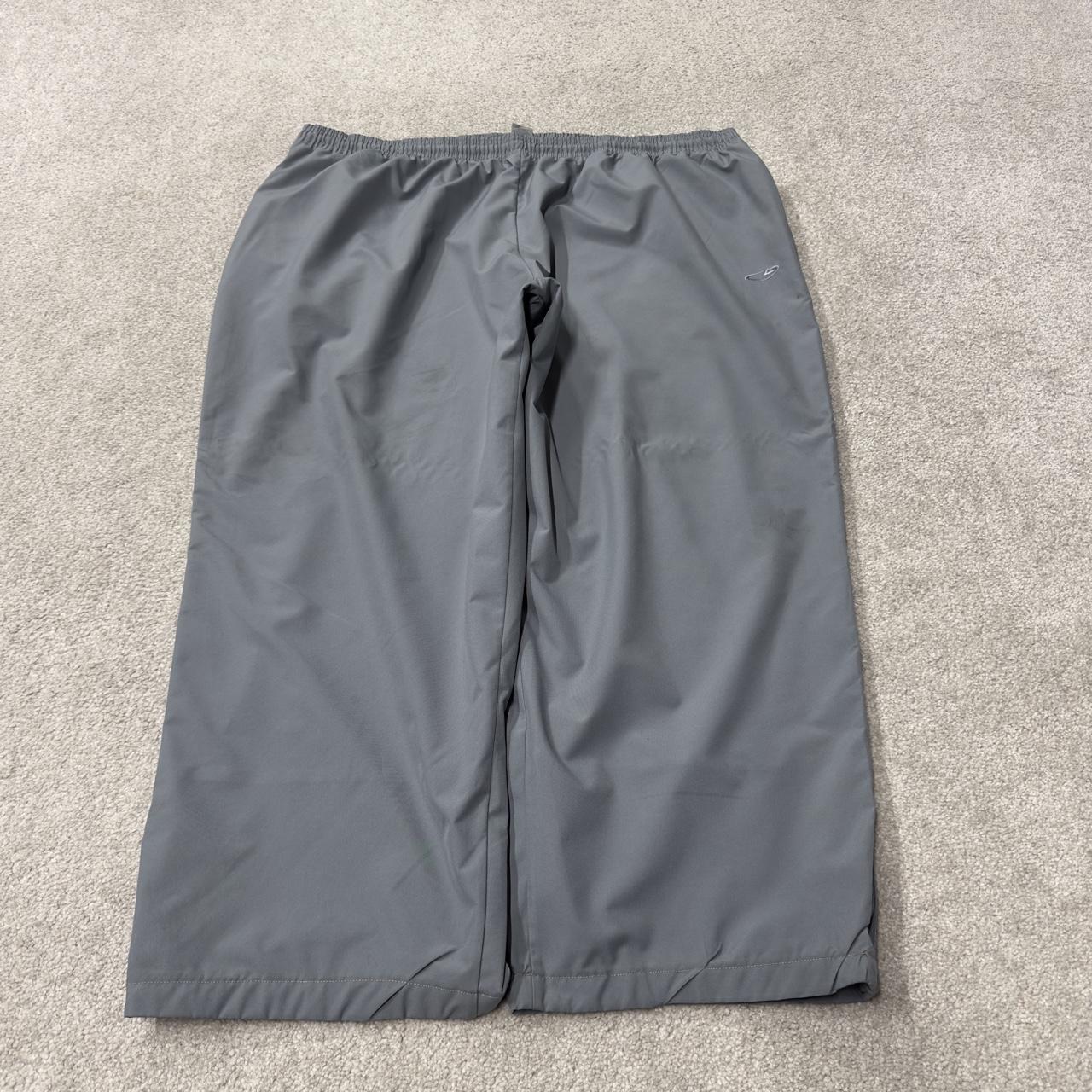 Y2K champion tracksuit bottoms grey XXL Wide leg 2000s style mesh lined track pants