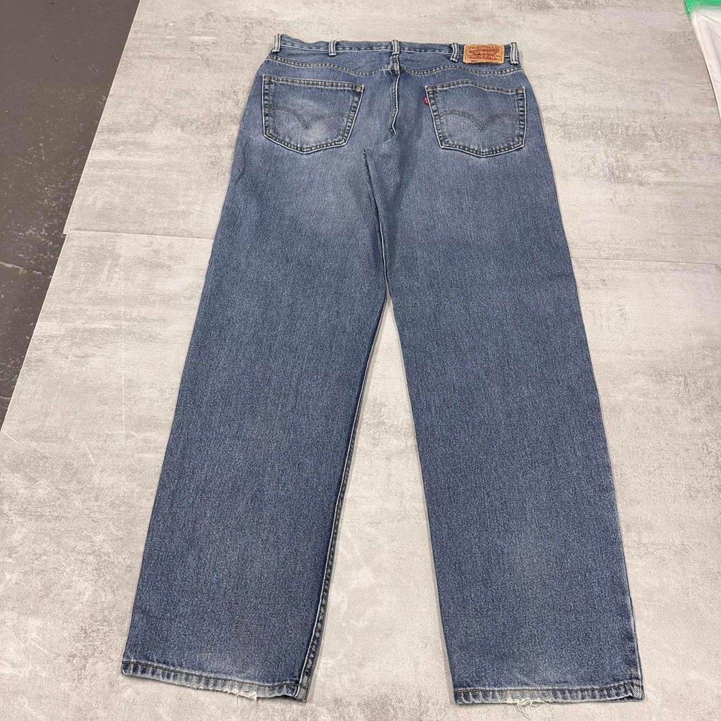 Mens Levis jeans W38 L34