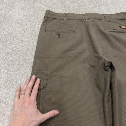 Dickies loose cargo shorts faded green Chino style skater shorts loose leg festival