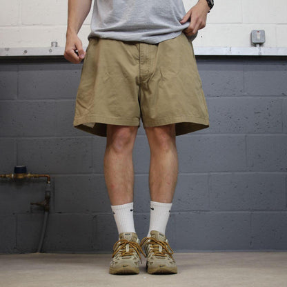 Carhartt cargo shorts loose khaki Canvasy relaxed fit skate style shorts
