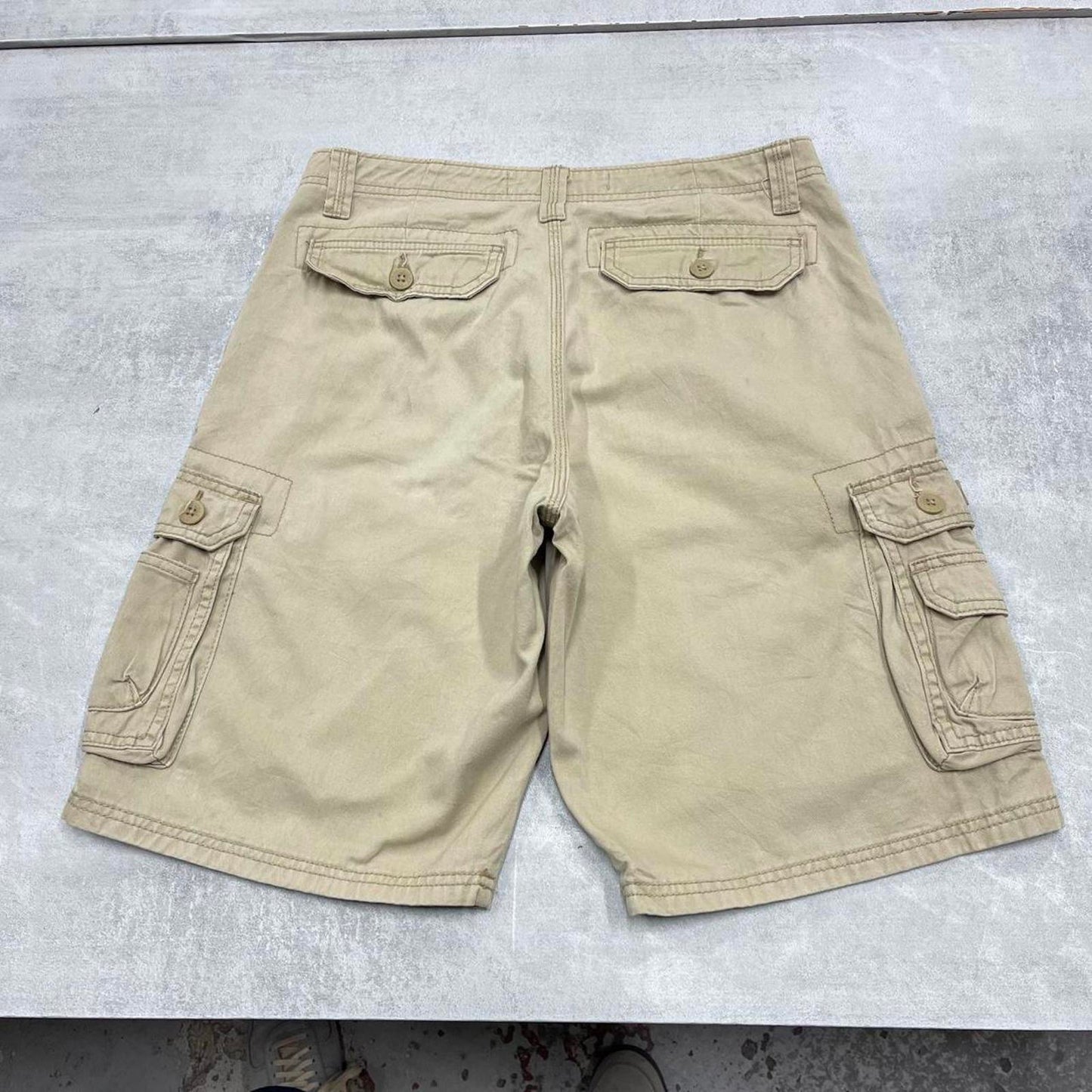 Loose Lee cargo shorts W30