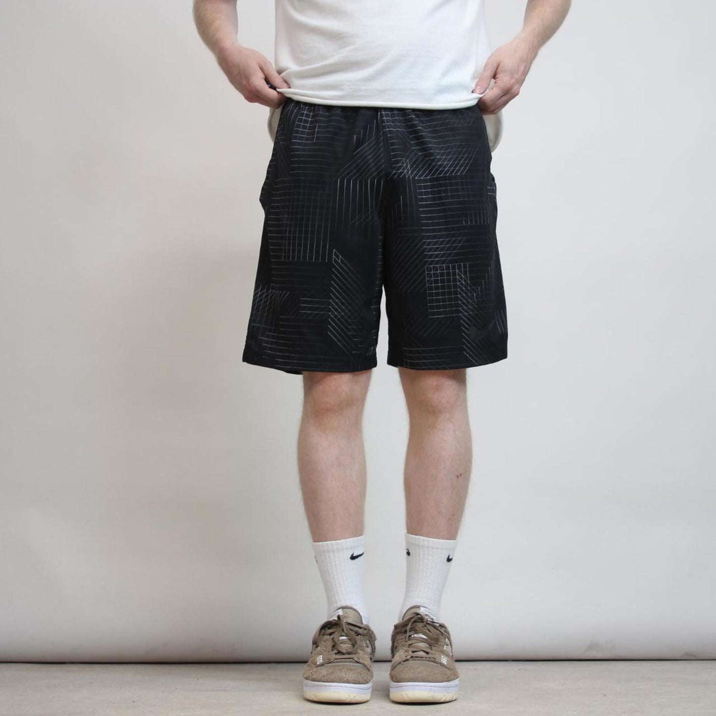 Nike Y2K Sports Shorts L Loose summer shorts elasticated drawstring waist and pockets