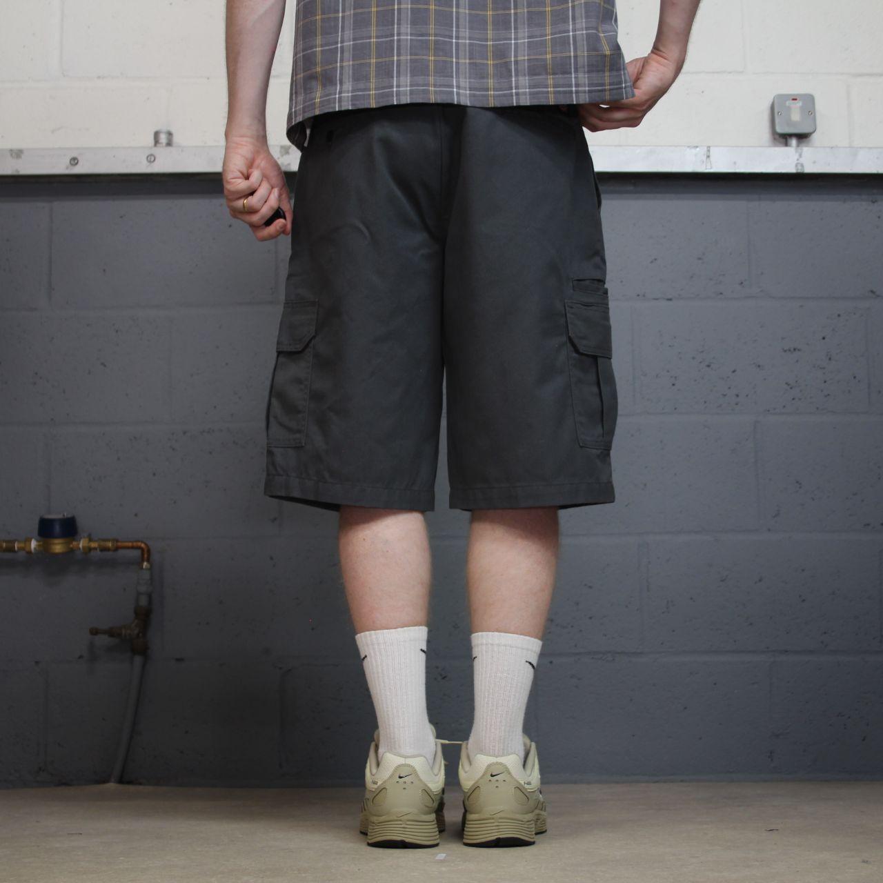 Dickies baggy cargo shorts chino grey Skater / surf style shorts loose wide leg festival
