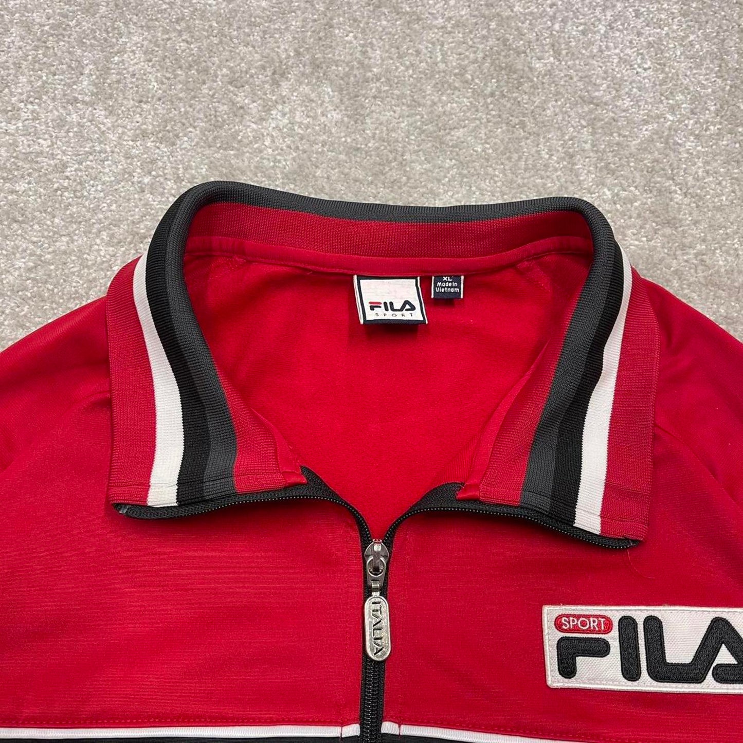 Y2k 00s Fila track jacket XL mens red black Italia sports full zip track suit top embroidered sporty