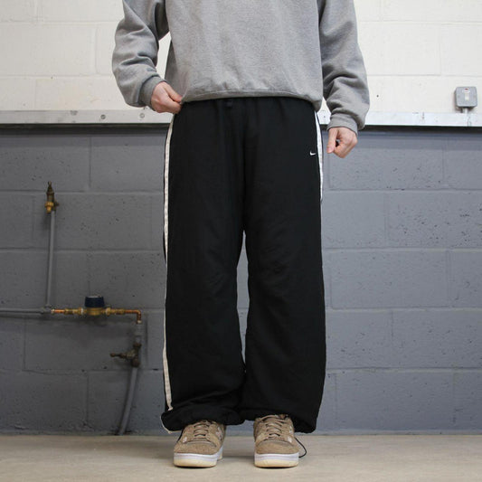 Y2k baggy Nike tracksuit bottoms wide leg black Loose lined embroidered striped track pants