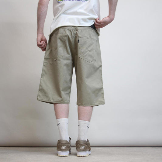 Mens Levi’s shorts W34
