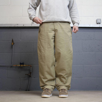 Vintage y2k baggy work pants beige Loose chino style skate trousers Red Kap workwear patch logo