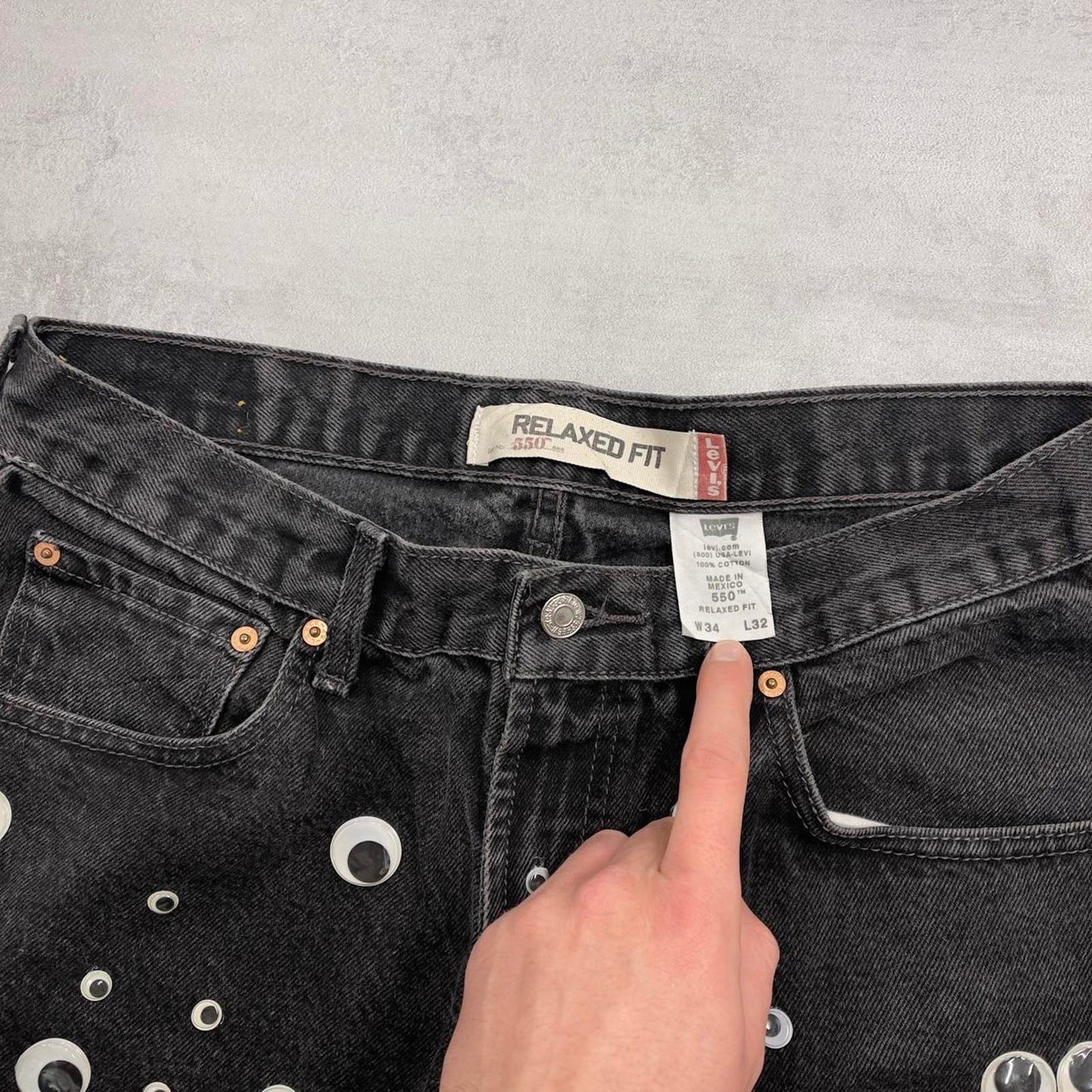 Black Levis 550 jeans W34 L30
