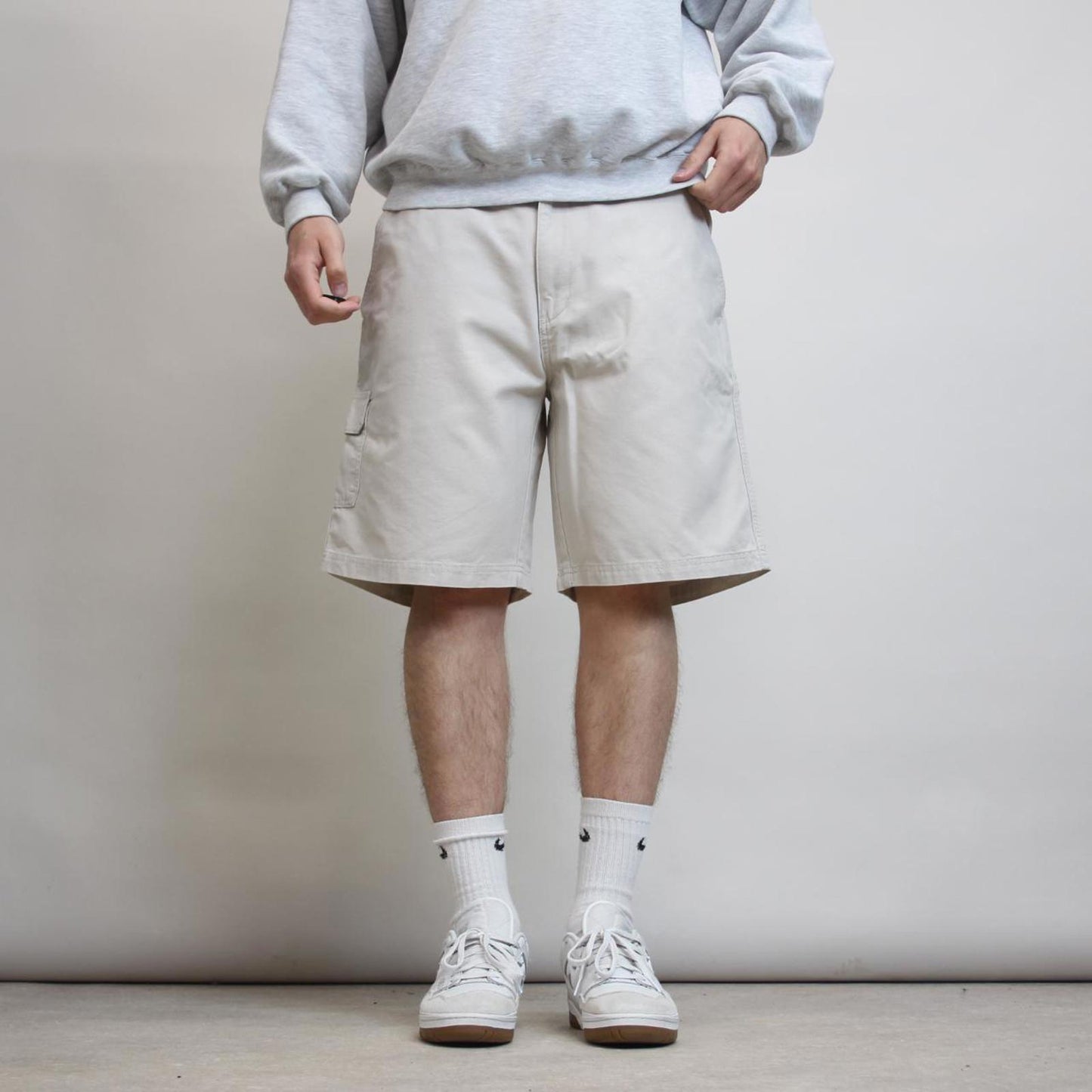 Mens baggy cargo shorts W36