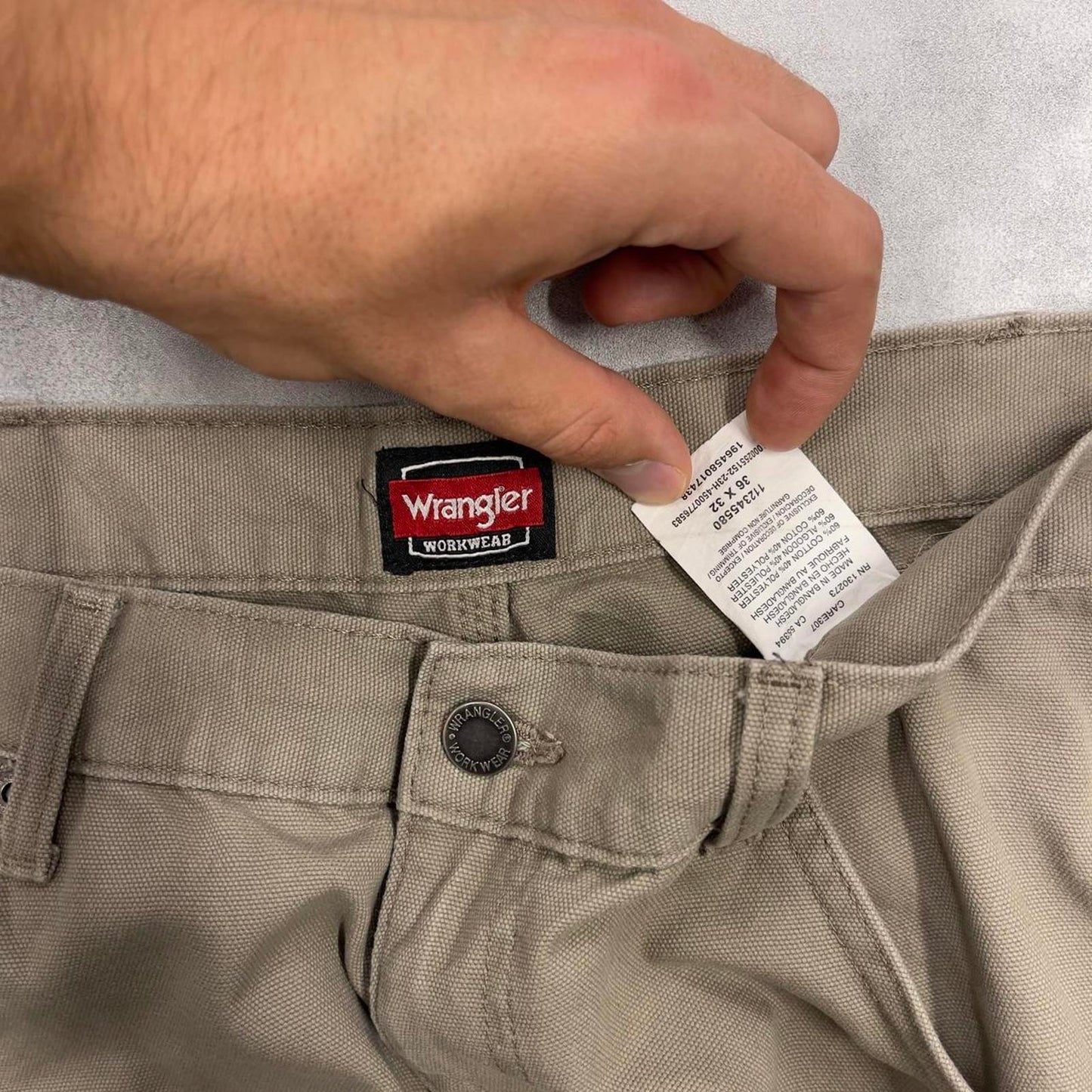 Stone Grey Wrangler carpenter pants W36L32 loose cargo skater style jeans