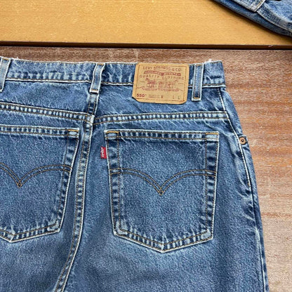 Blue Levi's 550 jeans 8