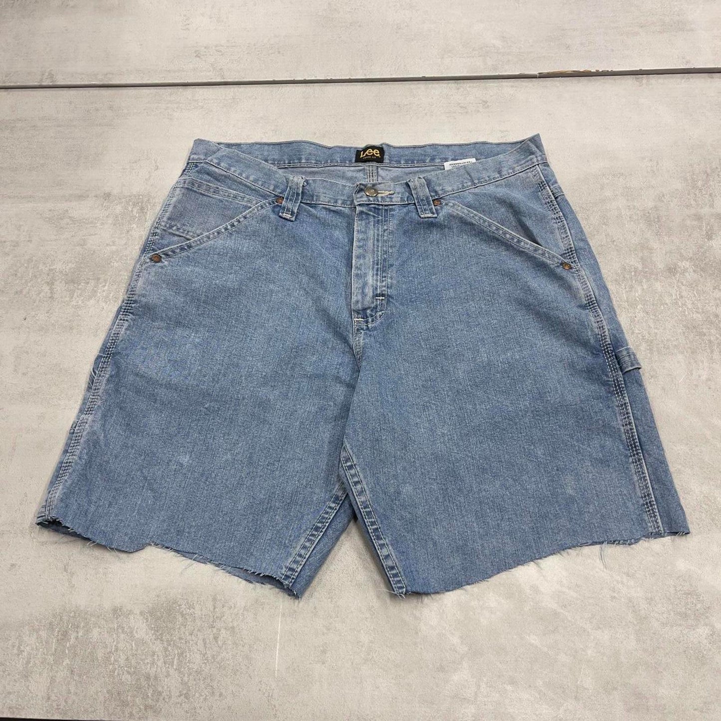 Blue Lee carpenter jorts W34