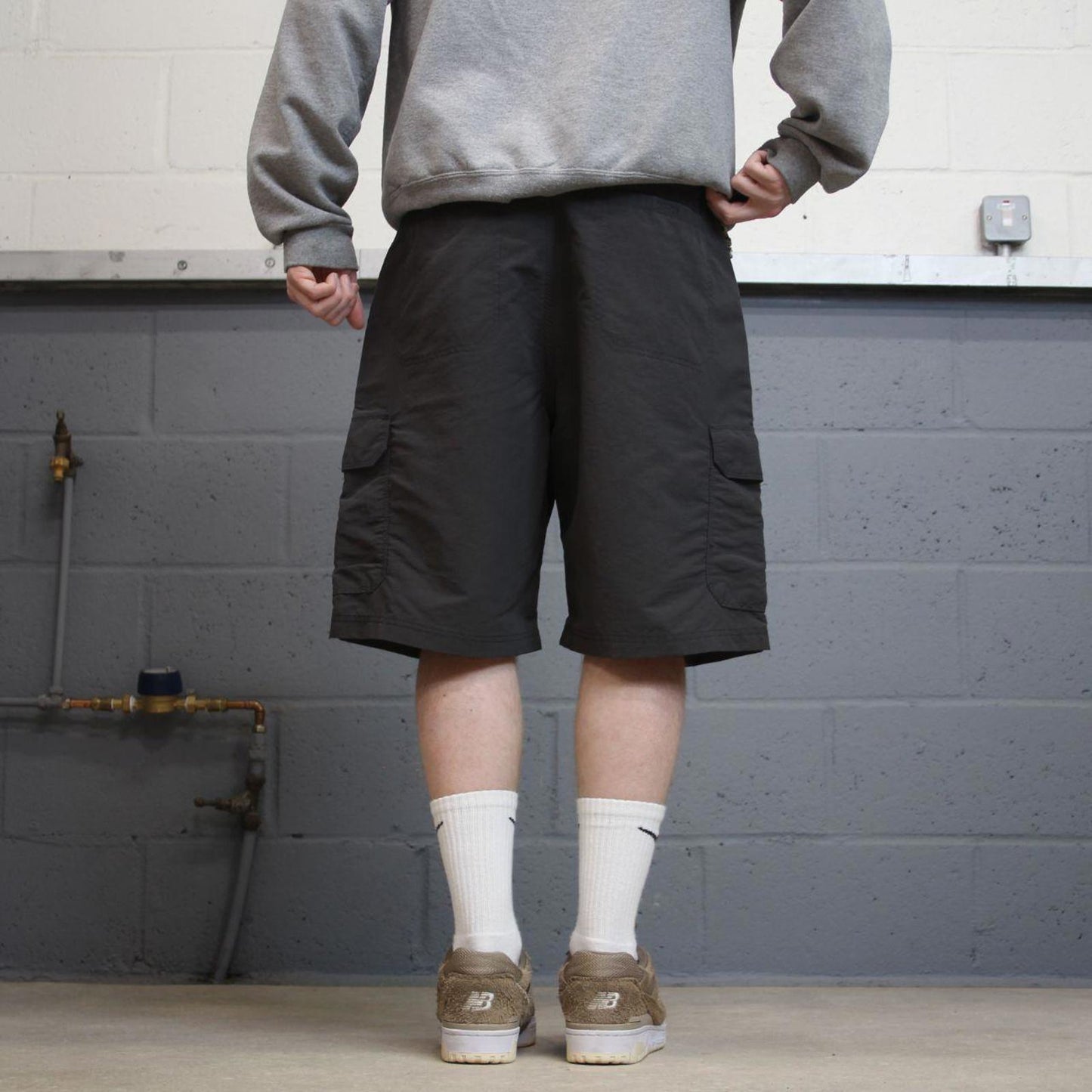 Y2k loose Wrangler cargo shorts skater style grey Floaty chino summer festival shorts