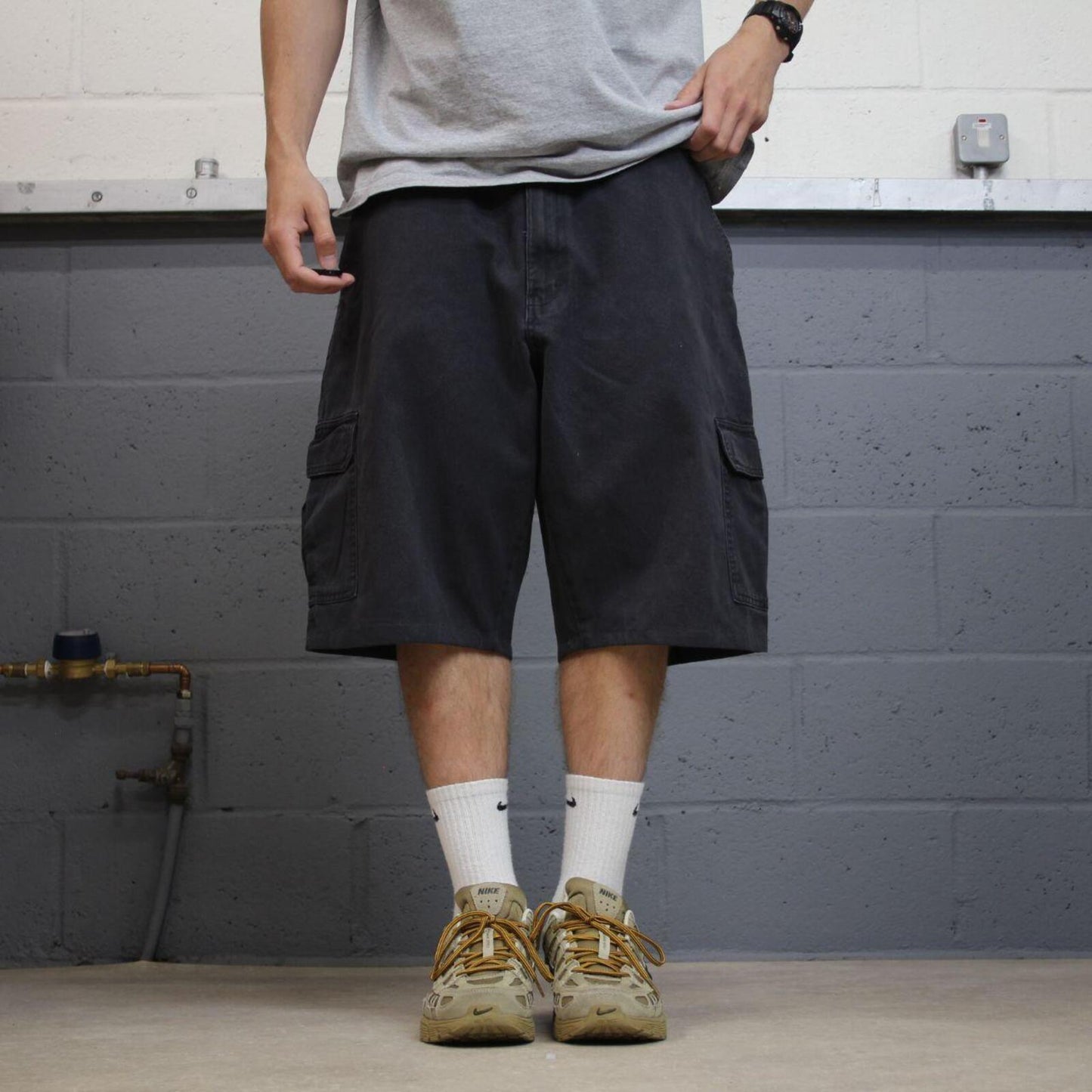 Dickies baggy cargo shorts faded black Chino style skater shorts wide leg festival