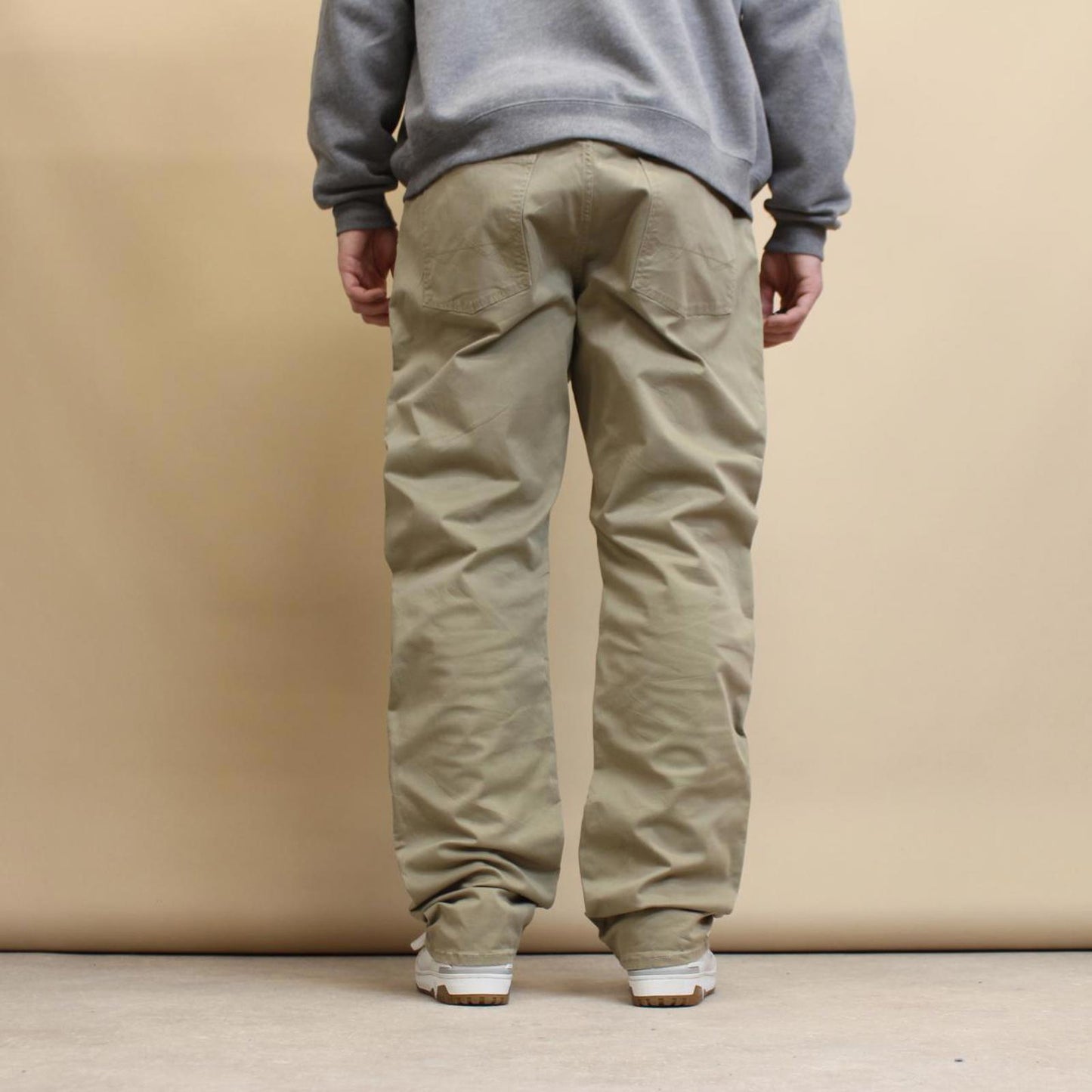 Wrangler pants W40L32 straight fit skater style trousers