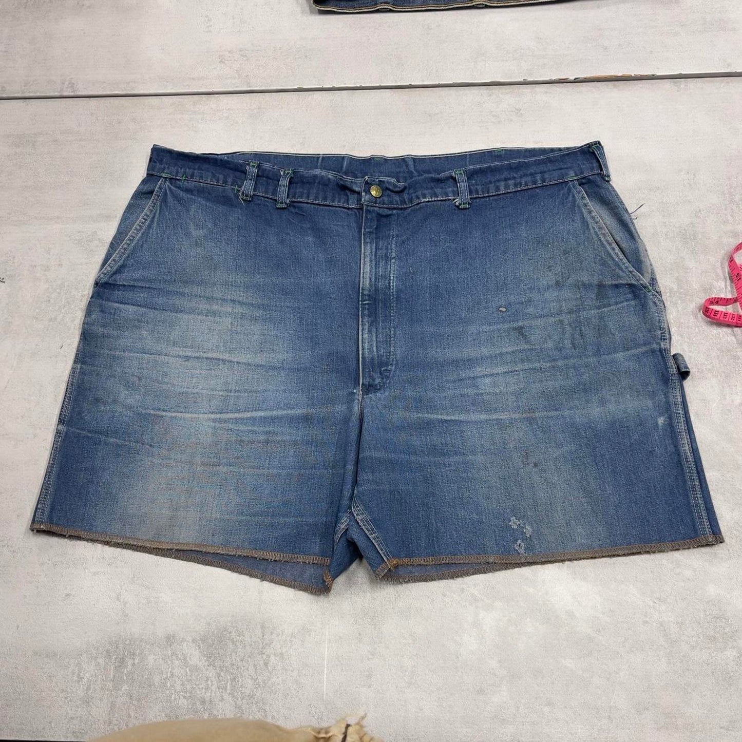 Mens Osh Kosh carpenter jorts W44